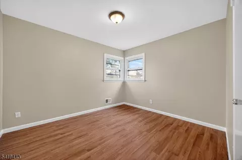340 Old Post Rd, Edison, NJ 08817 photo 8