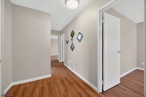 340 Old Post Rd, Edison, NJ 08817 photo 18
