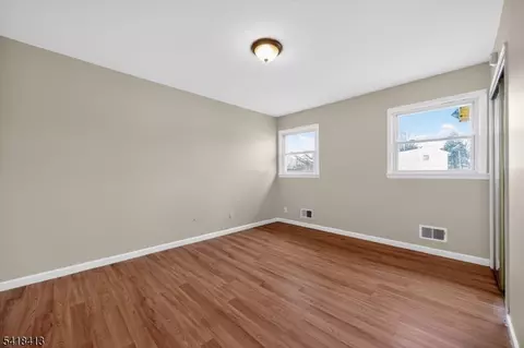 340 Old Post Rd, Edison, NJ 08817 photo 13