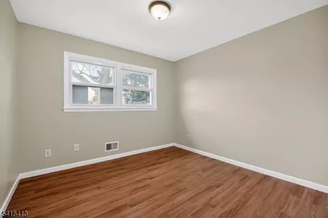 340 Old Post Rd, Edison, NJ 08817 photo 7