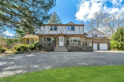 506 Ewing Ave, Franklin Lakes, NJ 07417