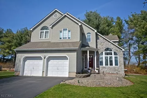 59 Wallace Blvd, Hillsborough, NJ 08844