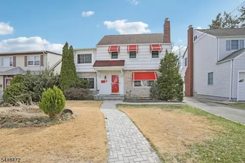 6 Garden Ct S, Garfield, NJ 07026