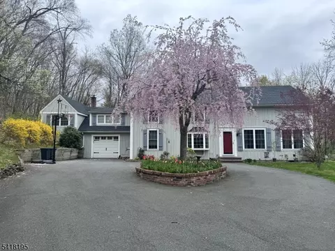 60 Plotts Rd, Newton, NJ 07860