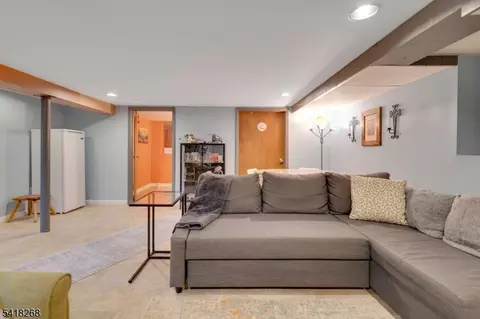 258 Ross Ave, Hackensack, NJ 07601 photo 11