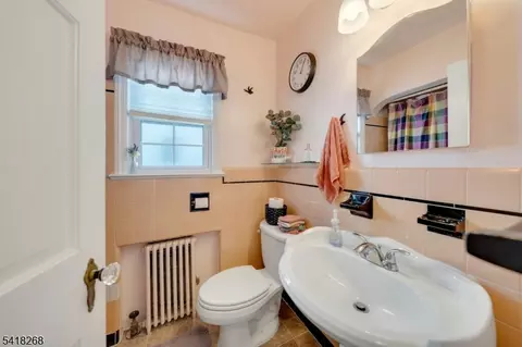 258 Ross Ave, Hackensack, NJ 07601 photo 32