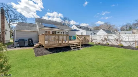 258 Ross Ave, Hackensack, NJ 07601 photo 4