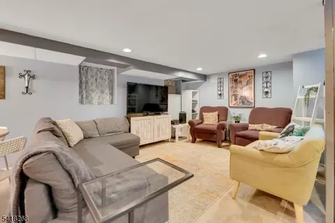 258 Ross Ave, Hackensack, NJ 07601 photo 15
