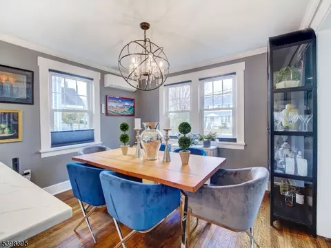 Dining - 38 Warner Ave, Springfield, NJ 07081 photo 2 of 2