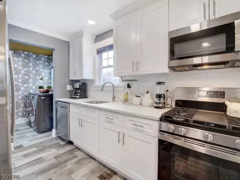 Kitchen - 38 Warner Ave, Springfield, NJ 07081 photo 1 of 3