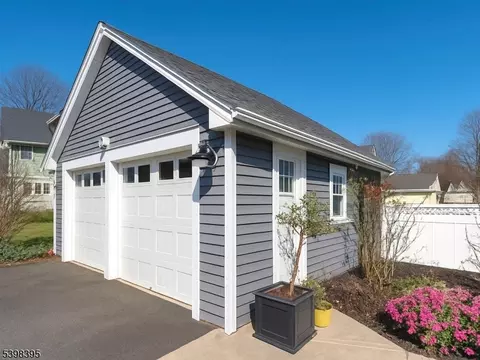 Exterior - 38 Warner Ave, Springfield, NJ 07081 photo 4 of 4