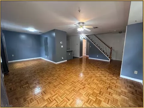 84 Union St #C2, Newark, NJ 07105