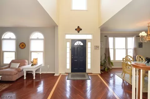 21 Split Rock Rd, North Haledon, NJ 07508 photo 3