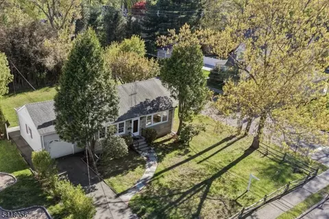 284 Madison Ave, Cresskill, NJ 07626