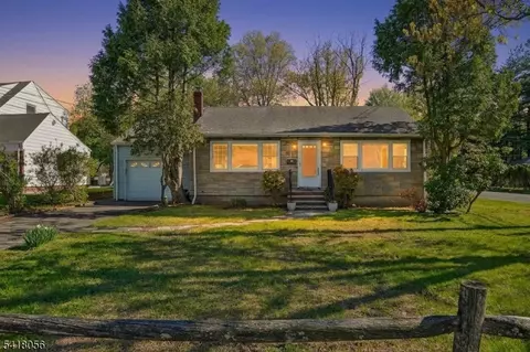 284 Madison Ave, Cresskill, NJ 07626