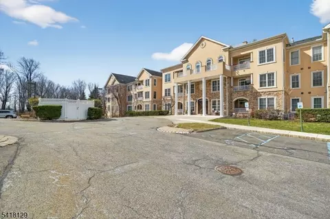 2205 Clinton Ln #2205, Rockaway, NJ 07866