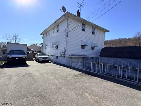275 Ryerson Ave, Paterson, NJ 07502