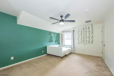 Bedroom - 59 Carter Rd, Haskell, NJ 07420 photo 5 of 6