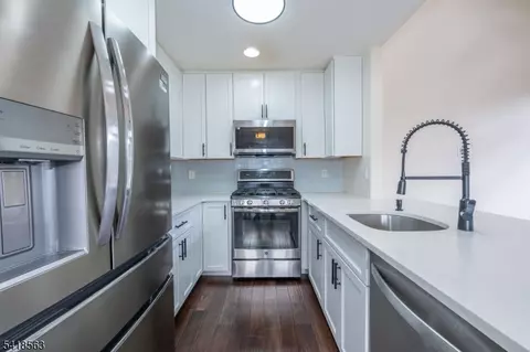 Kitchen - 59 Carter Rd, Haskell, NJ 07420 photo 1 of 1