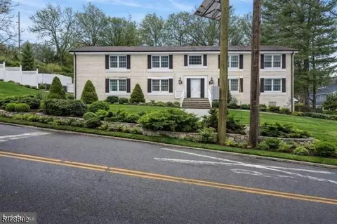 72 Francisco Ave, Little Falls Twp, NJ 07424