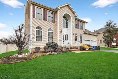 127 Churchill Ave, Somerset, NJ 08873
