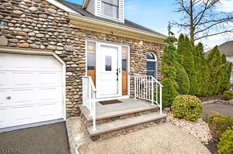 675 Raritan Rd #19, Clark, NJ 07066