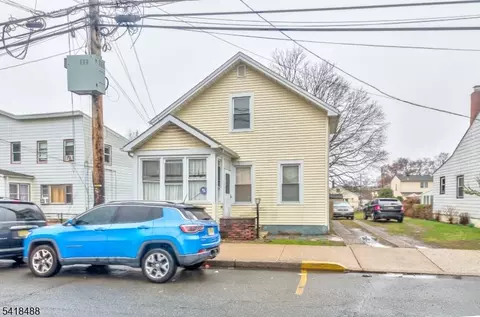 245 Preakness Ave, Paterson, NJ 07502