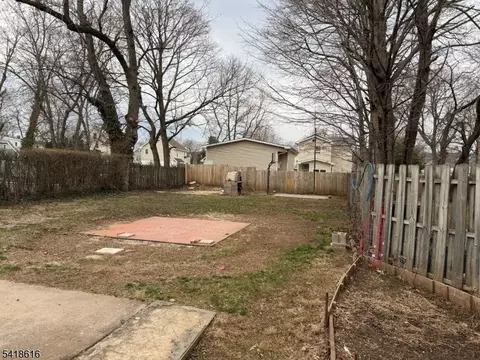 1127-29 Earle Pl, Plainfield, NJ 07062 photo 25