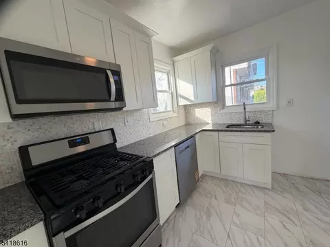 1127-29 Earle Pl, Plainfield, NJ 07062 photo 4