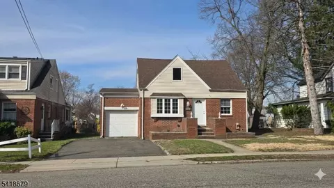 2-72 Saddle River Rd, Fair Lawn, NJ 07410