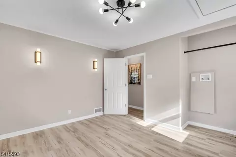 60 Watson Dr, Dover, NJ 07801 photo 19