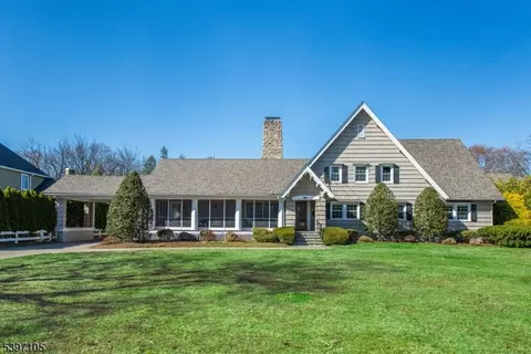 80 Hopper Ave, Pompton Plains, NJ 07444