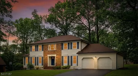 36 Scarsdale Dr, Livingston, NJ 07039