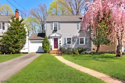 341 Essex Ave, Bloomfield, NJ 07003