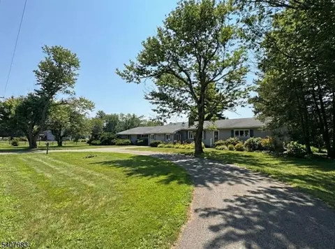 251 Old Turnpike Rd, Tewksbury Twp, NJ 07830