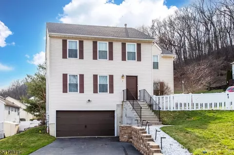7 Jessica Ln, Dover, NJ 07801