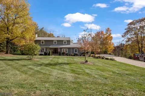 423 Windmill Way, Somerville, NJ 08876