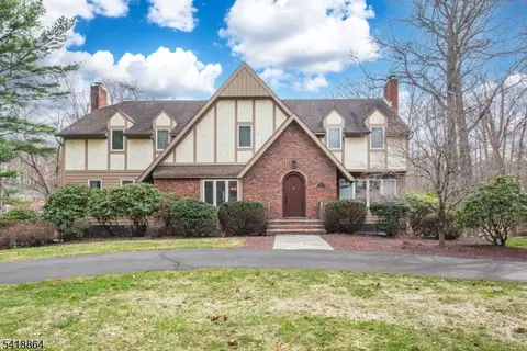 20 Arden Rd, Denville, NJ 07834