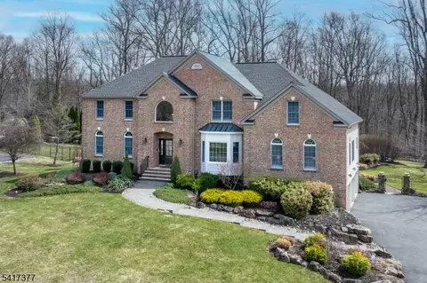 14 Shadowbrook Way, Randolph Twp, NJ 07945