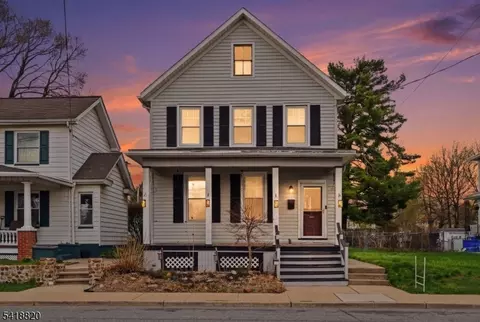 172 Belvidere Ave, Washington, NJ 07882