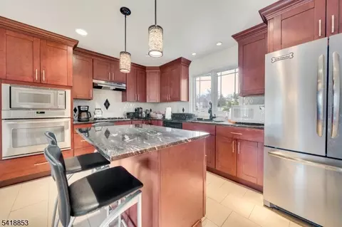 4 Jeffrey Rd, Wayne, NJ 07470 photo 6
