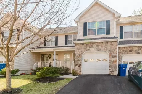 203 Concord Pl, North Brunswick Twp, NJ 08902