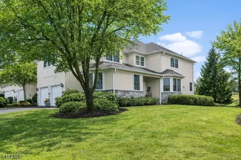 24 Benedict Cres, Basking Ridge, NJ 07920