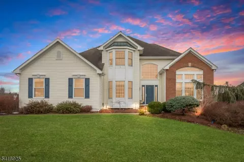166 Preakness Cir, Somerville, NJ 08876