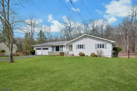 48 Gordon Rd, Wharton, NJ 07885