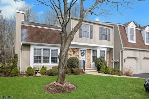 47 Dexter Dr N, Basking Ridge, NJ 07920