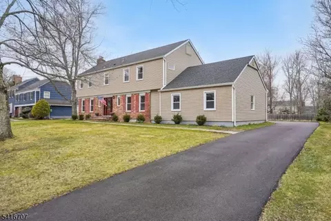 18 Juniper Way, Basking Ridge, NJ 07920