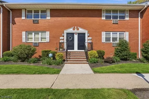 45 Wilfred St, West Orange, NJ 07052