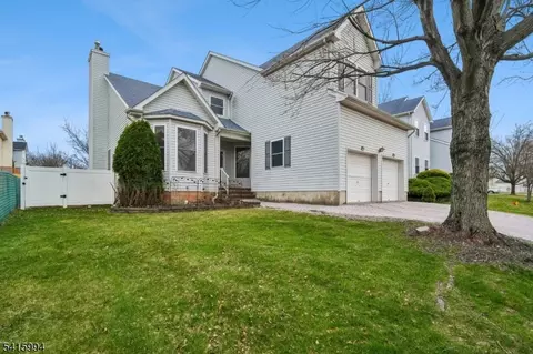36 Murphy Dr, Bridgewater, NJ 08807