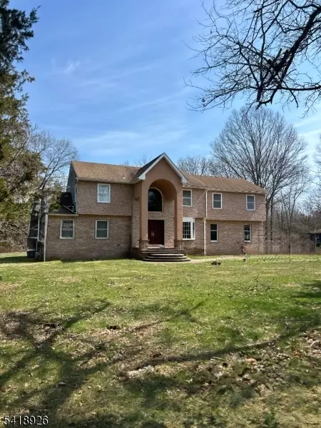 79 Cherry Brook Dr, Princeton, NJ 08540